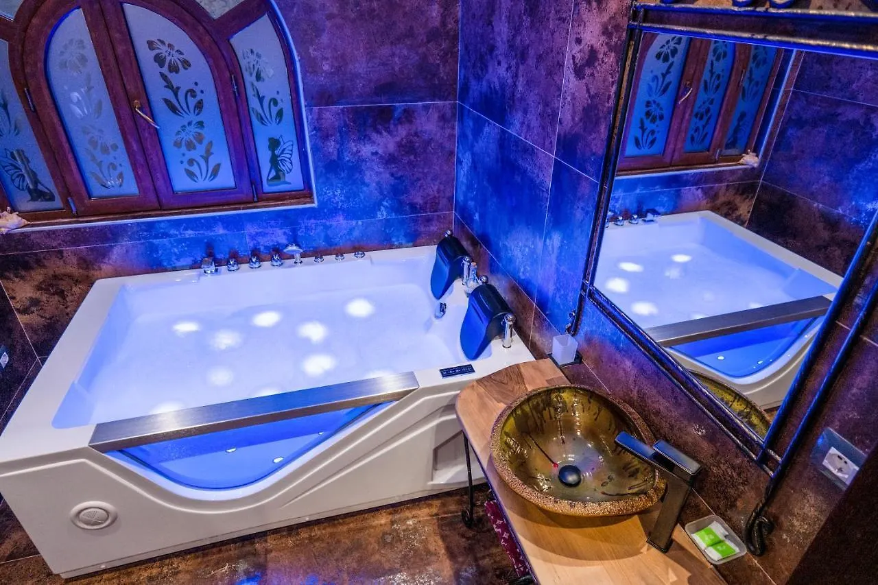 Vila Eden Boutique Hotel Korce Albanië