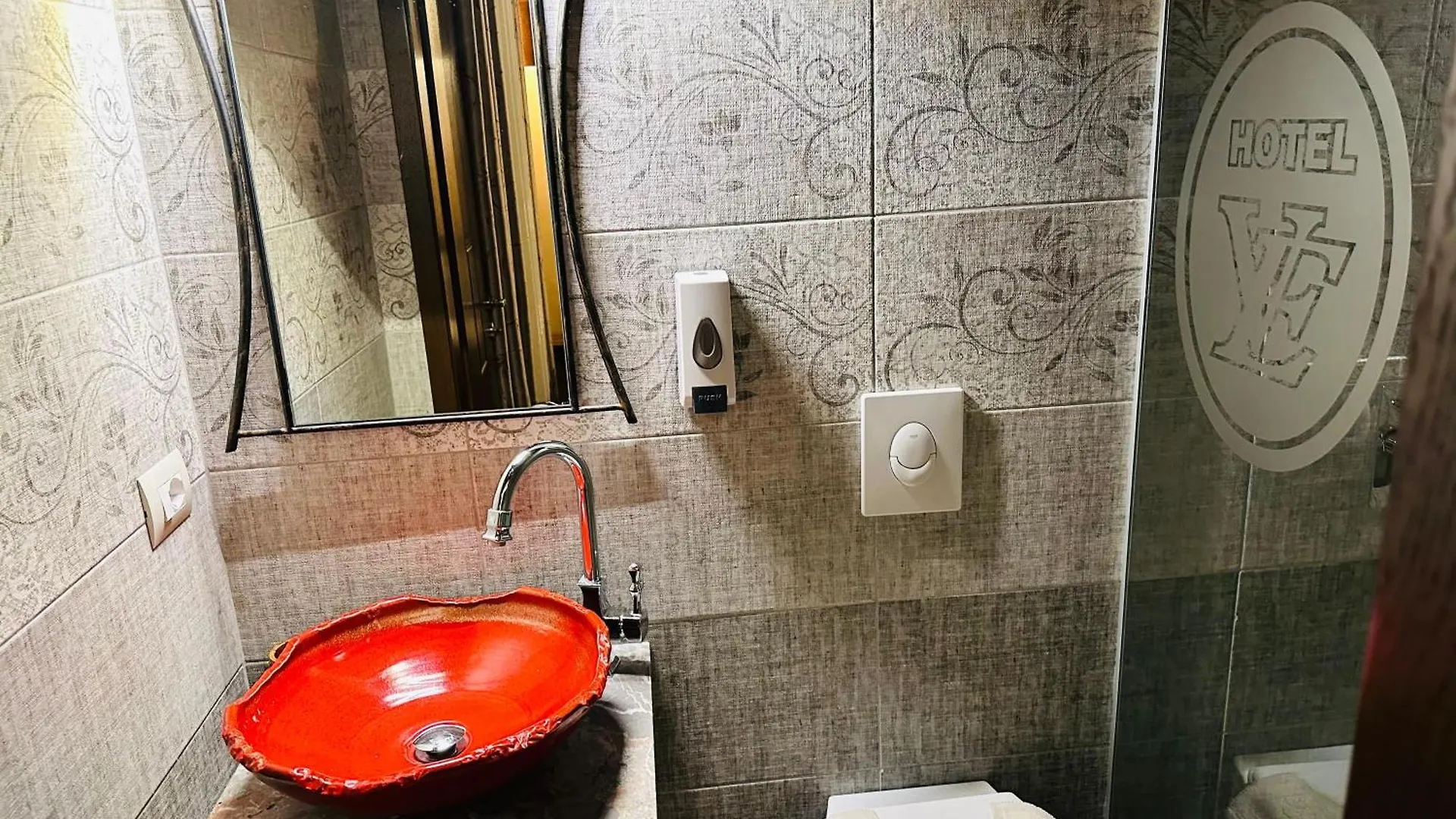 Vila Eden Boutique Hotel Korce