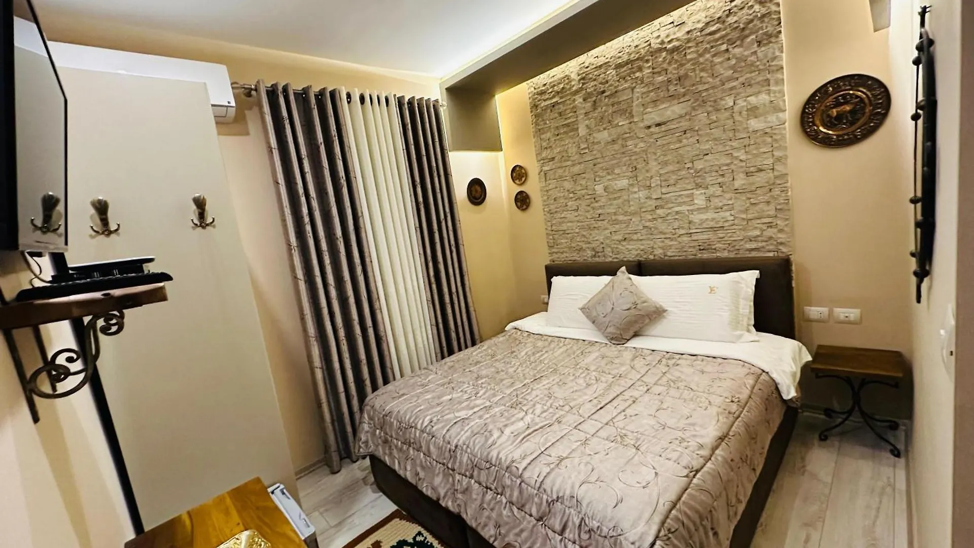 Vila Eden Boutique Hotel Korce 4*,  Albanien