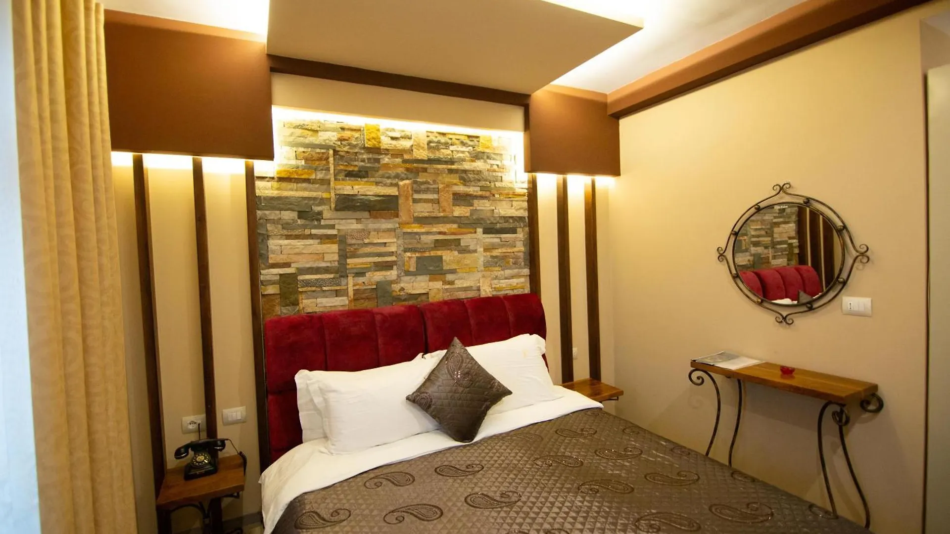 Vila Eden Boutique Hotel Korce